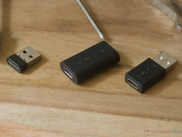 Adattatori Keychron K3 HE USB-A-C e dongle USB-A