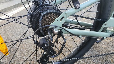 Cambio Shimano Entry a 7 velocità - Test della e-bike Touroll B2