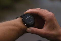 Il Forerunner 255 è uno dei due smartwatch Garmin che ricevono nuovi aggiornamenti Release Candidate. (Fonte: Garmin)