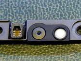 La tacca del MacBook Pro ospita una serie di sensori tra cui la webcam 1080p. (Fonte: David Pogue su Twitter)