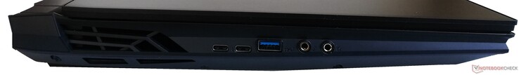 Lato sinistro: 1x USB 3.1 Gen1 Type-C, 1x Thunderbolt 3, 1x USB 3.1 Gen1 Type-A, 1x microfono, 1x cuffie