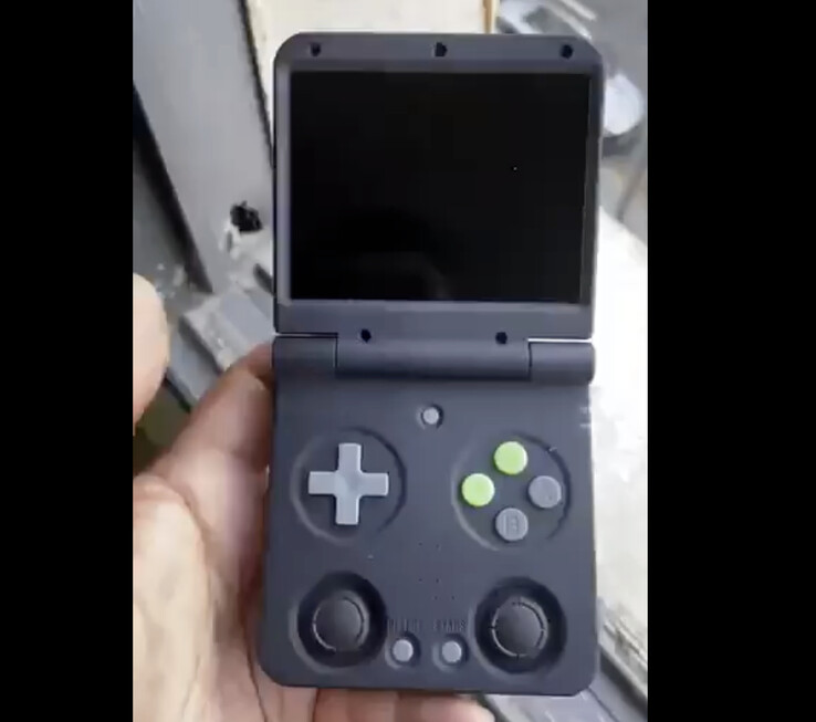 Il Miyoo Mini Flip assomiglia a un Game Boy Advance SP. (Fonte: Miyoo)