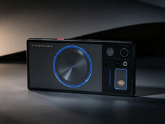 Il RedMagic 12 Pro Plus ha un retro ridisegnato (in foto)