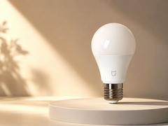 La lampadina LED Xiaomi Mijia Bluetooth Mesh Edition offre una luminosità di 500 lumen