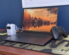 Recensione del Lenovo Pro 9i 16 G11 Aura Edition: Una controparte diretta del Dell XPS 16
