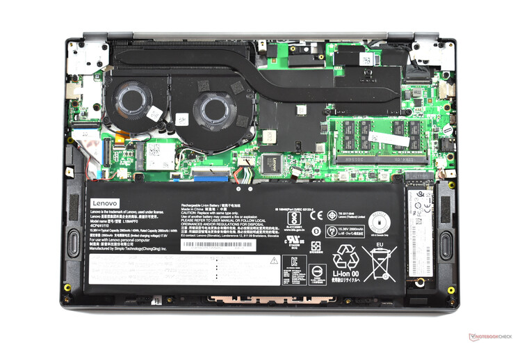 Lenovo ThinkBook Plus hardware interno