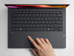 Il nuovo OmniBook Ultra 14 di HP nell'opzione di colore Eclipse Grey. (Fonte: HP)