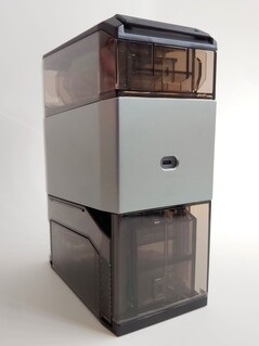 Posteriore. (Fonte: Notebookcheck)