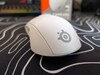 Retro con logo SteelSeries.