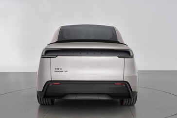 Tesla Model Y L posteriore. (Fonte: MIIT)