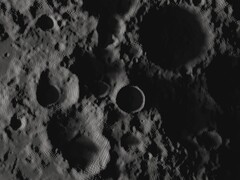 Il cratere Shackleton al polo sud della Luna (Fonte immagine: NASA; ritagliato)