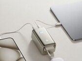Lo Xiaomi Power Bank Retractable Cable 10000 55W costa ~$45.