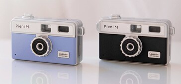 La Kenko Toy Camera Pieni M è disponibile nei modelli grigio-blu o nero. (Fonte: Kenko Tokina)