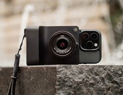 Caira trasforma gli smartphone in una fotocamera micro-FourThirds (Fonte: Camera Intelligence)