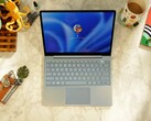 Microsoft ha apportato modifiche minime tra il Surface Laptop Go 2 e il suo successore. (Fonte: Microsoft)