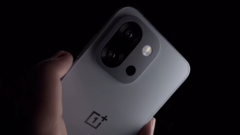 Il OnePlus 13T lanciato all'inizio di quest'anno. (Fonte: OnePlus)