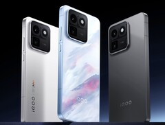 L'iQOO 15T è disponibile in tre colori.