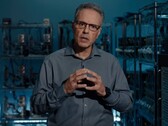 Si dice che Johny Srouji abbia paragonato il Vision Pro a un progetto scientifico. (Fonte: Apple)
