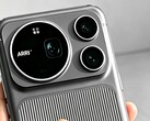 Un'immagine, presumibilmente generata dall'intelligenza artificiale, dell'Honor Magic9 Pro Max, che, secondo quanto riferito, sarebbe dotato di una fotocamera Arri con sensore frontale quadrato.