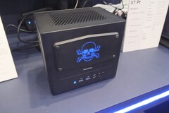 Il Minisforum AtomMan X7 Pt, raffreddato a liquido, è l&#039;ultimo nato della famiglia di mini PC AtomMan di fascia alta. (Fonte: PC Watch)