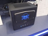 Il Minisforum AtomMan X7 Pt, raffreddato a liquido, è l'ultimo nato della famiglia di mini PC AtomMan di fascia alta. (Fonte: PC Watch)