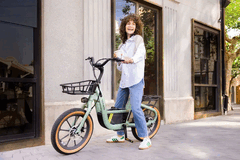 La bicicletta elettrica Segway Muxi può gestire un carico massimo di 416 libbre (189,6 kg)