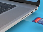 Apple si suppone che stia progettando di rilasciare tre nuovi modelli di MacBook Pro, a partire da quest'estate con varianti da 14 e 16 pollici. (Fonte: MacRumors)