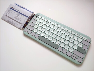 Contenuto della confezione. (Fonte: Notebookcheck)