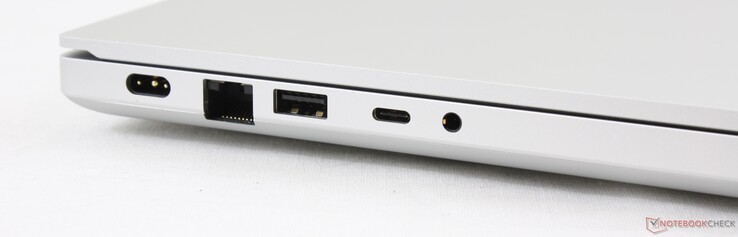 Lato Sinistro: alimentazione Gigabit RJ-45, USB 3.1 Gen. 1 Type-A, USB 3.2 Gen. 2 Type-C, 3.5 mm combo audio