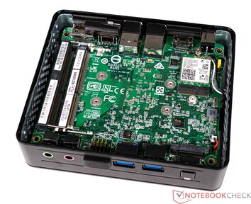 Kit essenziale Intel NUC11 - Atlas Canyon (Intel Pentium Silver N6005)