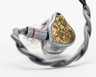 Il Moondrop Armature Art 24 utilizza driver ad armatura bilanciata per riprodurre musica ad alta risoluzione.