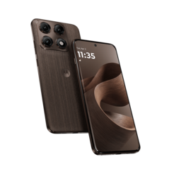 Il Motorola Edge 70 Pro+ in Pantone Chicory Coffee.