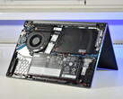 Il Lenovo ThinkBook 14 Gen 8 IAL, con la cover posteriore rimossa (fonte: Benjamin Herzig/Notebookcheck)
