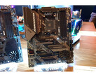 MAG X570 Tomahawk WiFi presentata al CES (Source:www.overclock3d.net)