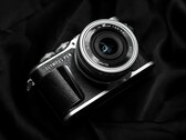 OM System presenterà a breve una nuova fotocamera della serie Pen.