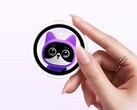 Oppo Bubble può essere collegato a uno smartphone come display secondario magnetico.