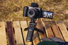 La ZV-E1 di Sony è una fotocamera full-frame compatta e di qualità superiore che si rivolge ai creatori di video online o ai fotografi ibridi che vogliono prestazioni senza compromessi. (Fonte: Sony)
