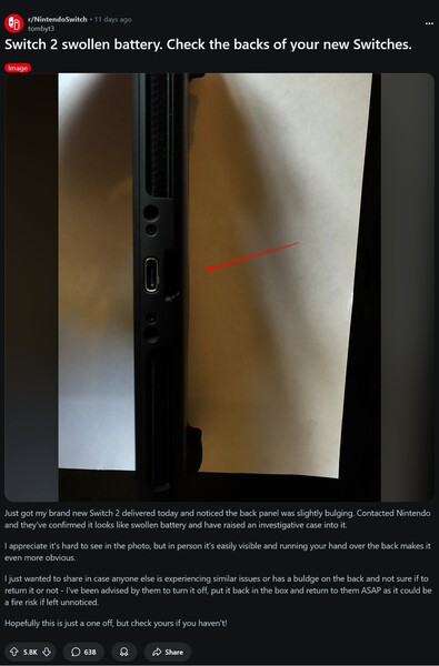 Pannello posteriore rigonfio di Switch 2 (Fonte immagine: screenshot, Nintendo Switch reddit)