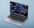 Il Dell 14S nella sua colorazione Frost Blue.