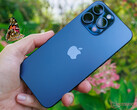Si dice che l'iPhone 16 Pro prenderà in prestito la fotocamera teleobiettivo 5x dell'iPhone 15 Pro Max, nella foto. (Fonte: Notebookcheck)