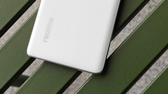 Il Realme GT 7(?). (Fonte: Digital Chat Station via Weibo)