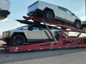 I cybertrucks vengono spediti (immagine: bumpty/Reddit)