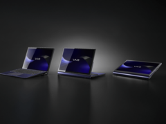 Vaio T Kachi-iro Special Edition raffigurato in tre posizioni grazie al suo design multi-flip